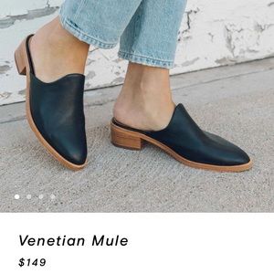 Soludos Venetian mule